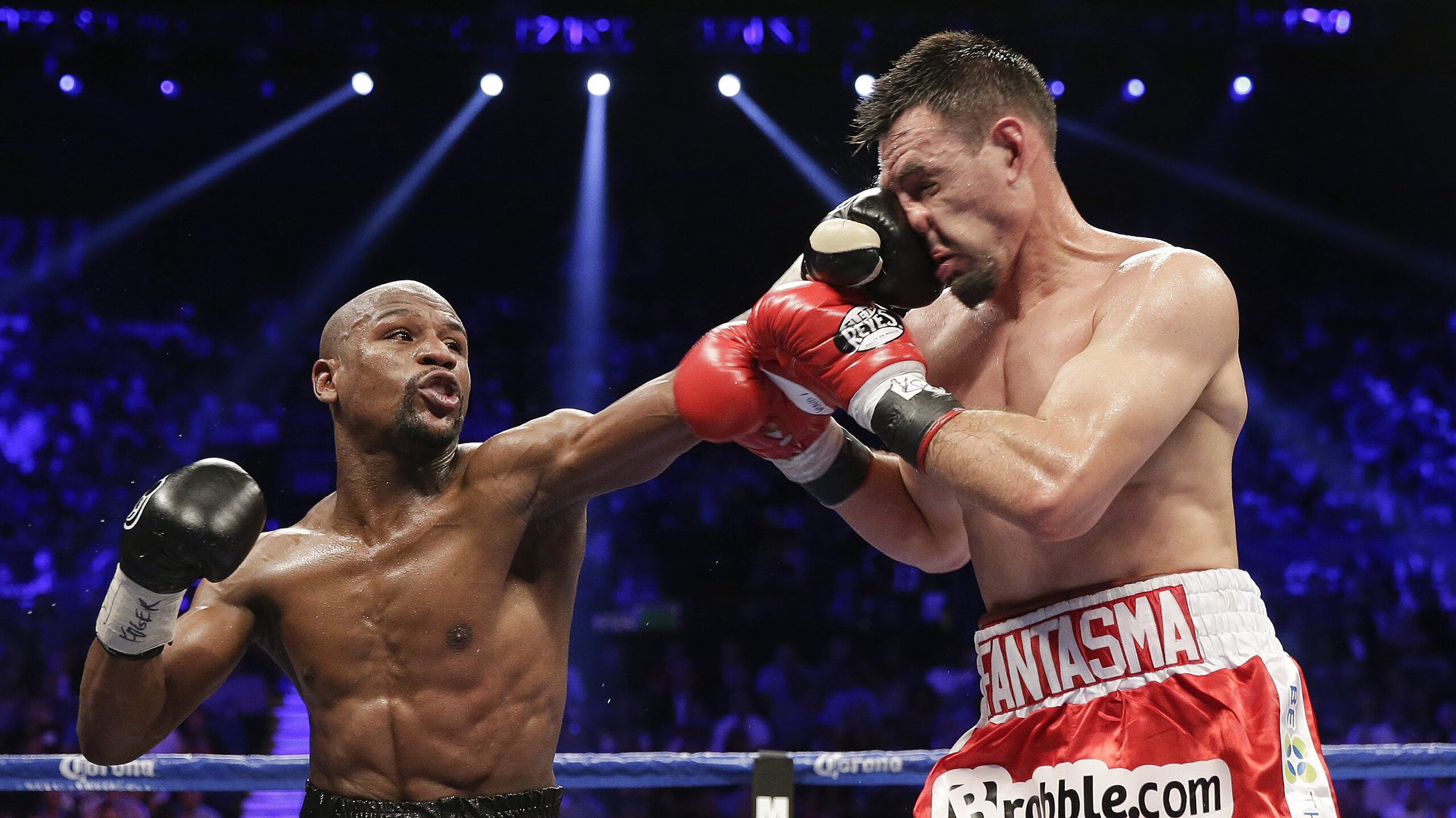 《电竞场馆未来设计:智能化引领体验新高度》,电竞场馆效果图